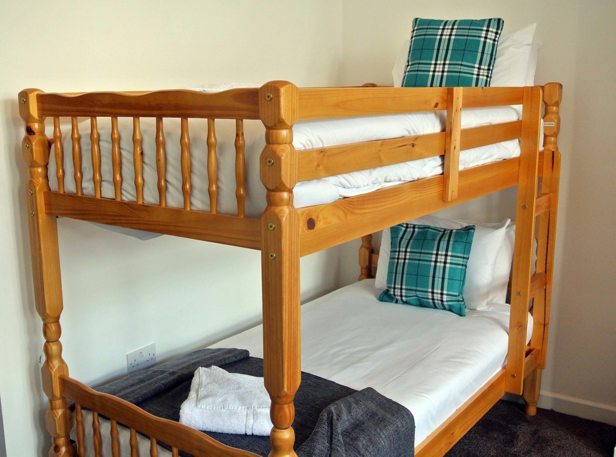 Approved Serviced Apartments Gorse Hill Manchester Esterno foto